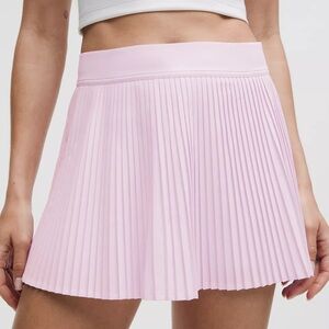 Lululemon varsity high rise pleated tennis skirt